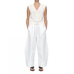 NEW MARLE foundations vest in ivory